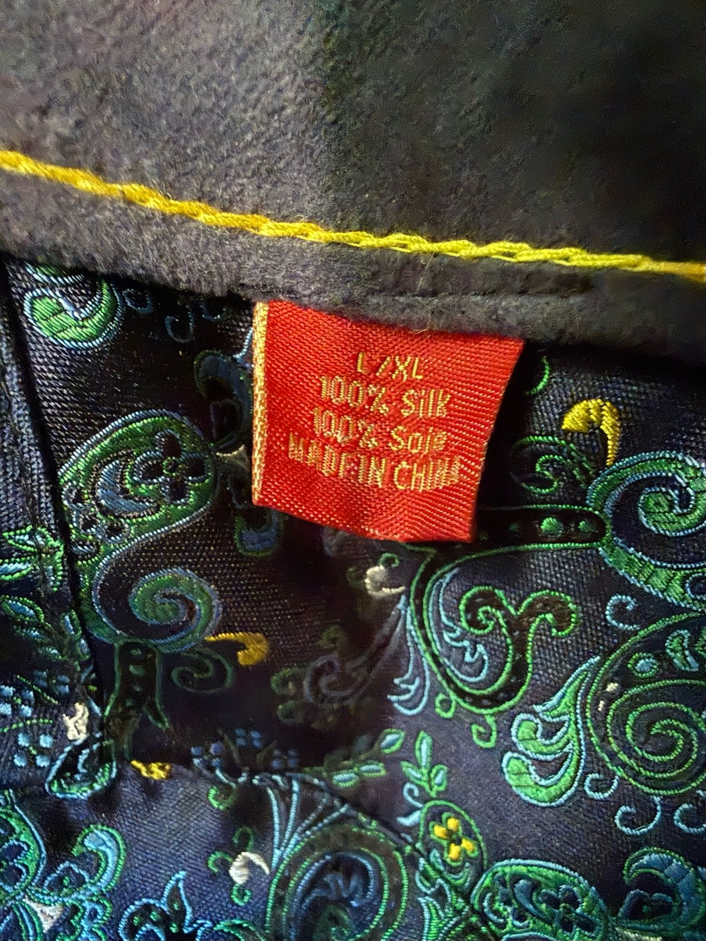 Robert Graham fedora hat - silk tie patterned. - Picture 5 of 7